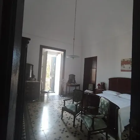 Donna Bianca 스페키아