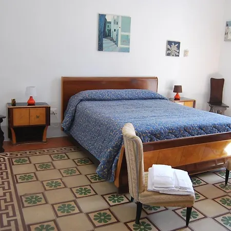 B&B Donna Bianca 스페키아