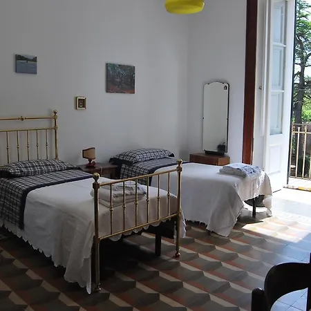 Donna Bianca Bed & Breakfast *