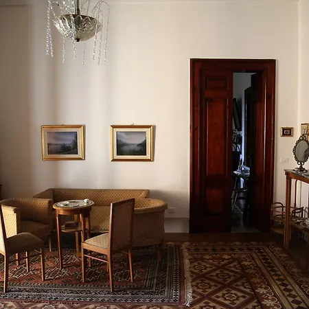 Donna Bianca B&B 스페키아